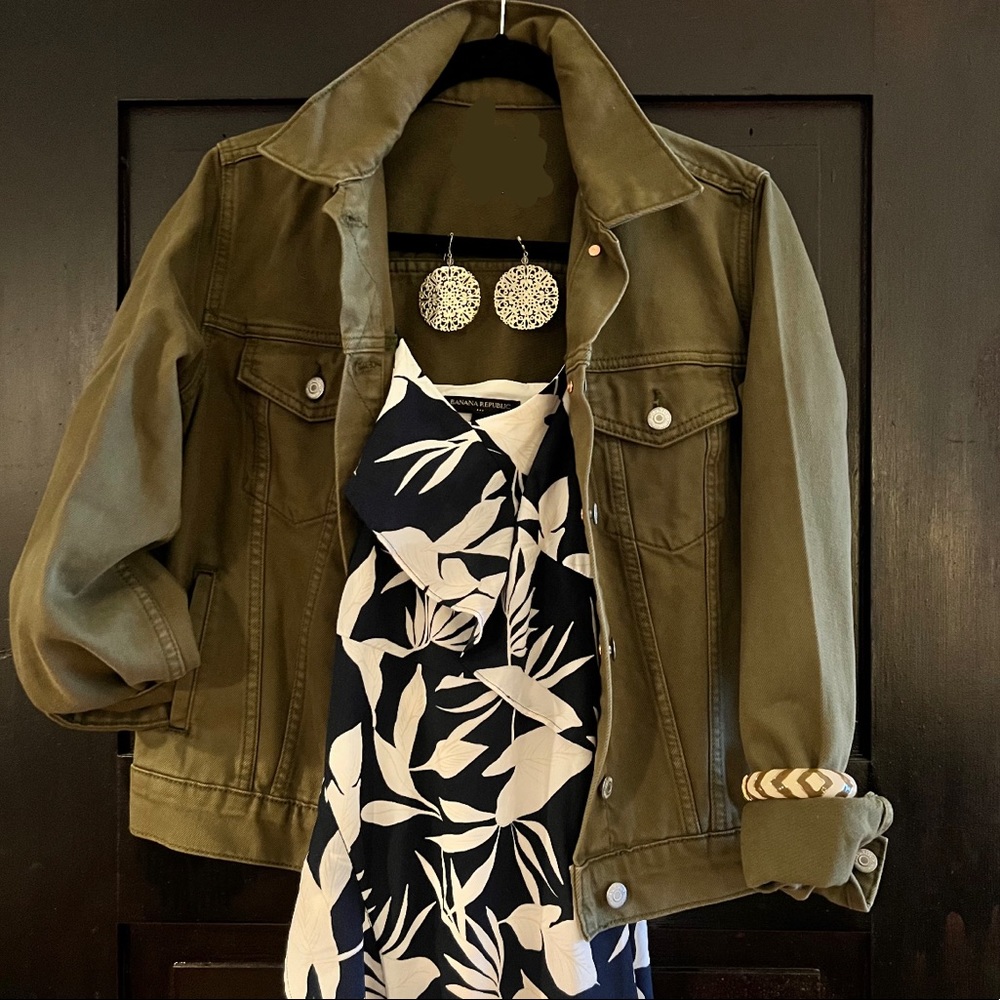 Fun and Flirty Asymmetrical Tropical Dress
